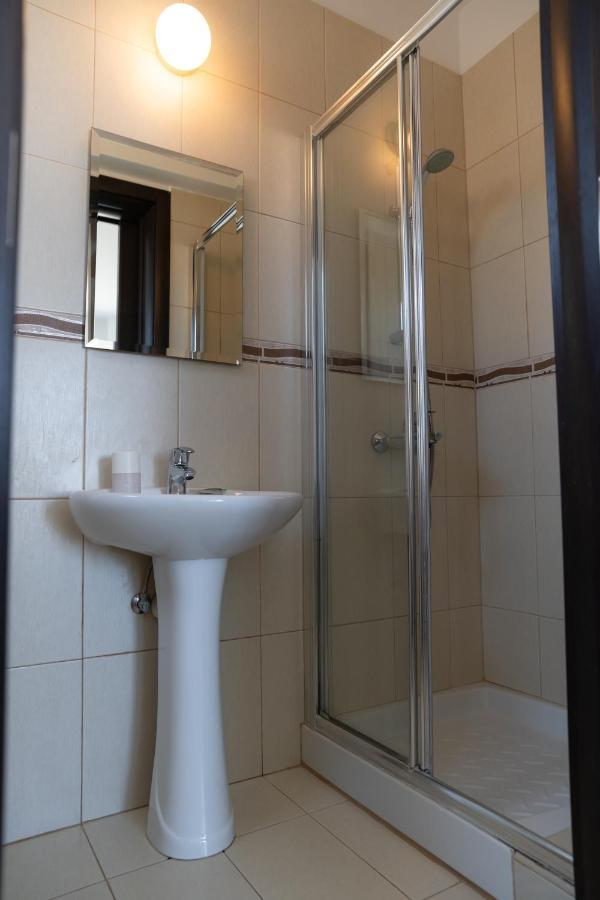 Fig Tree Villa Ekaterina 3 Bdrm بروتاراس المظهر الخارجي الصورة